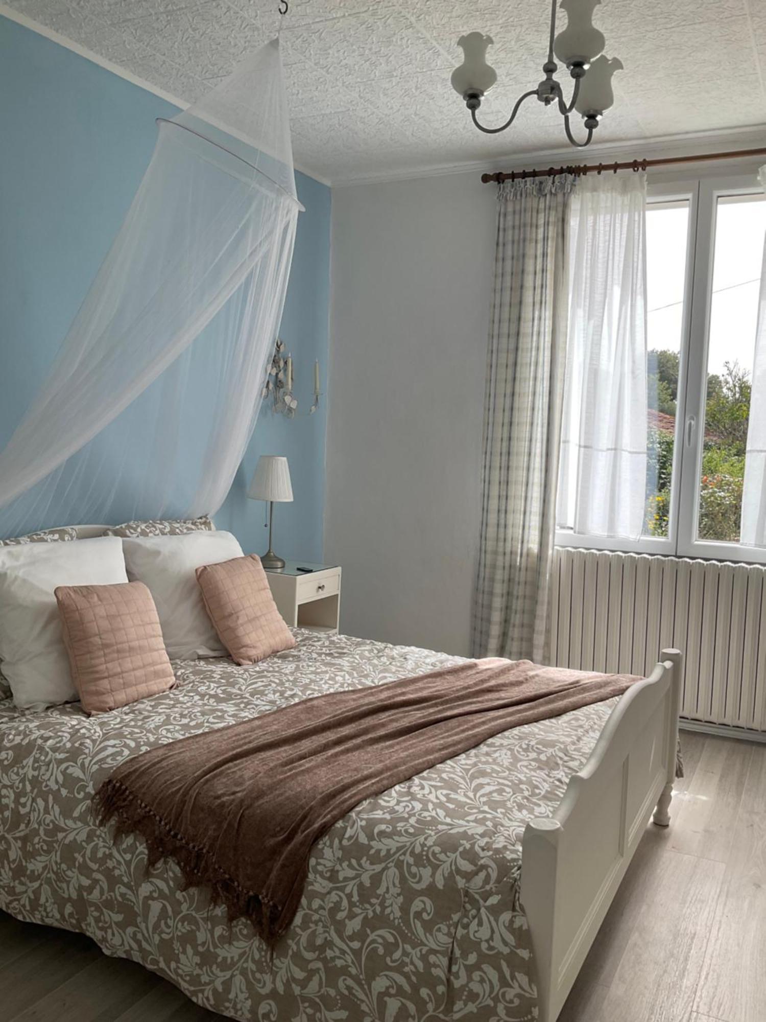 La Brionniere Bed and Breakfast Saint-Pierre-du-Chemin Exteriör bild